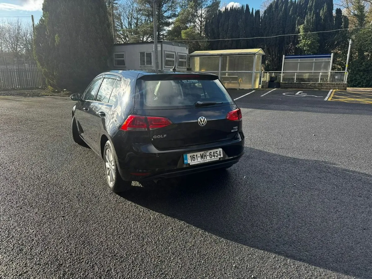 Volkswagen Golf 2016 - Image 2