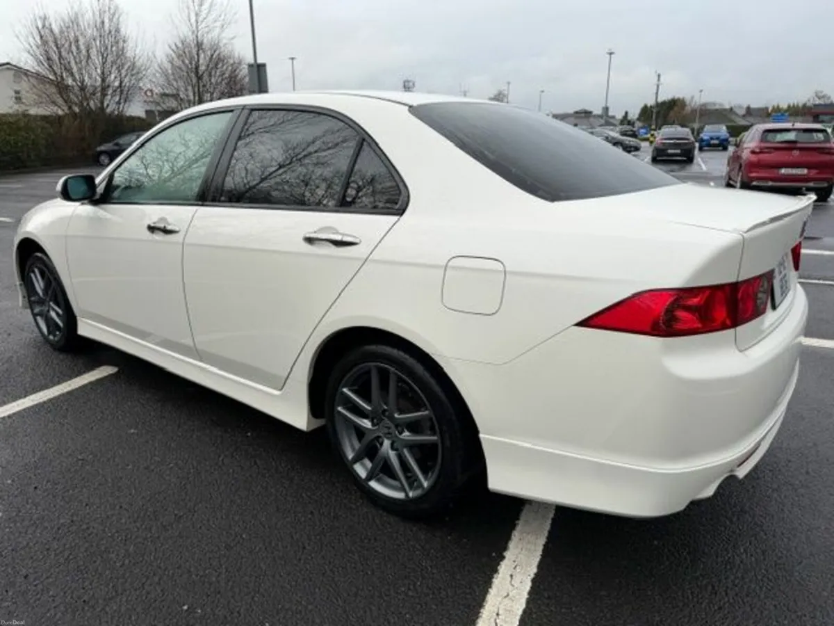 Honda Accord Euro R CL7 - Image 4