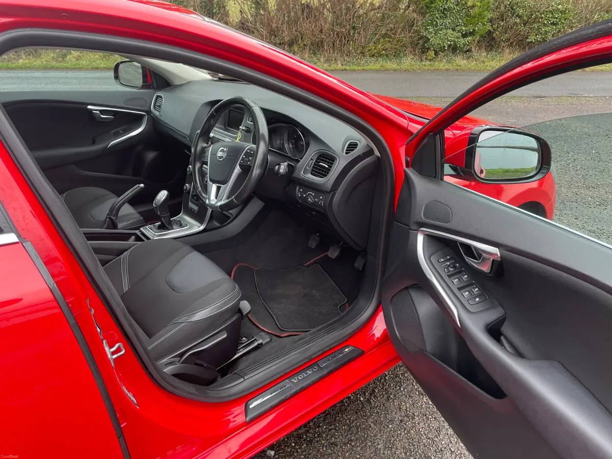Volvo V40 D2 1.6 diesel 2014 nct 1/27 - Image 5