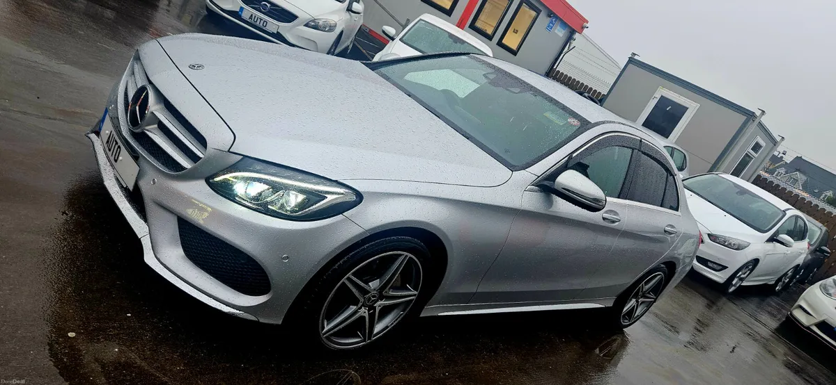 Mercedes c220 amg sport automatic low kms - Image 4