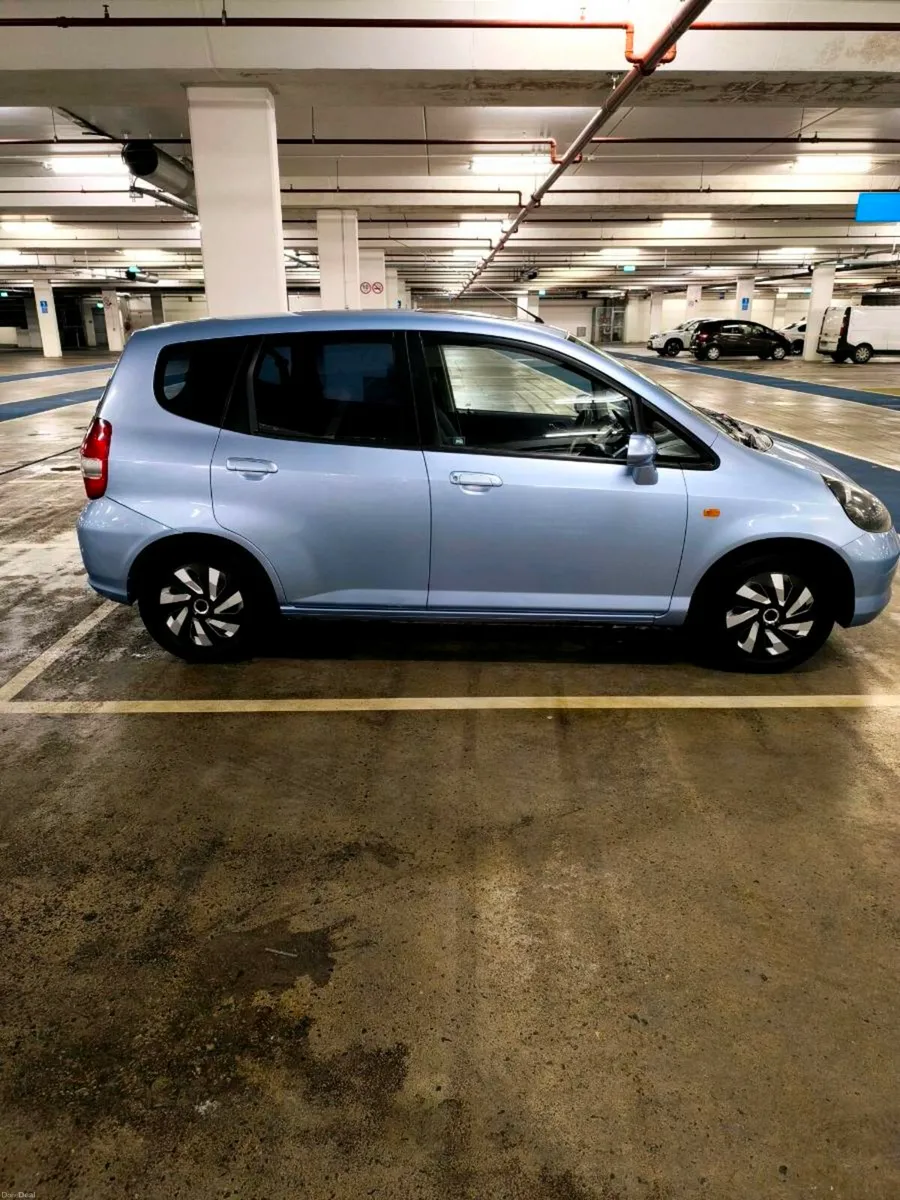 Honda Jazz Automatic New NCT 03/27 - Image 4