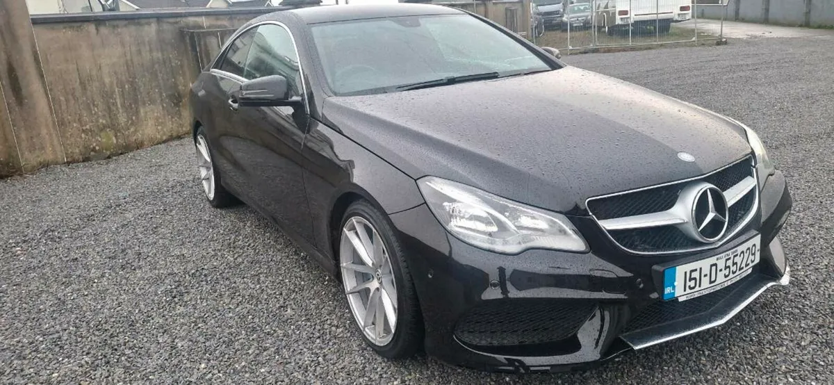 2015 MERCEDES E220 COUPE  LOW MILEAGE - Image 2