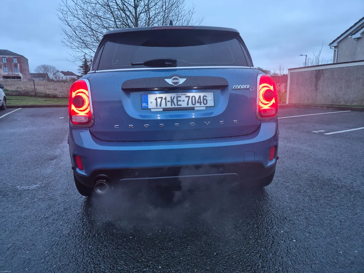 Mini Cooper 2017 Automatic Crossover.Diesel - Image 3