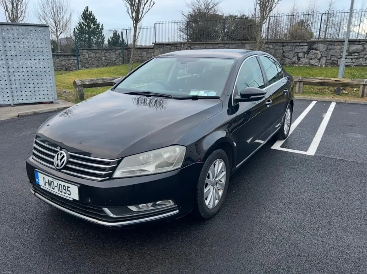 Volkswagen Passat Comfortline 2011 - Image 1