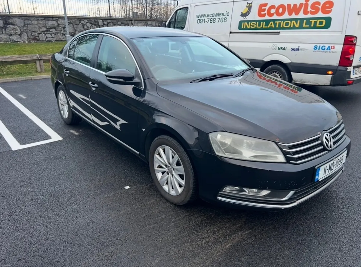 Volkswagen Passat Comfortline 2011 - Image 2