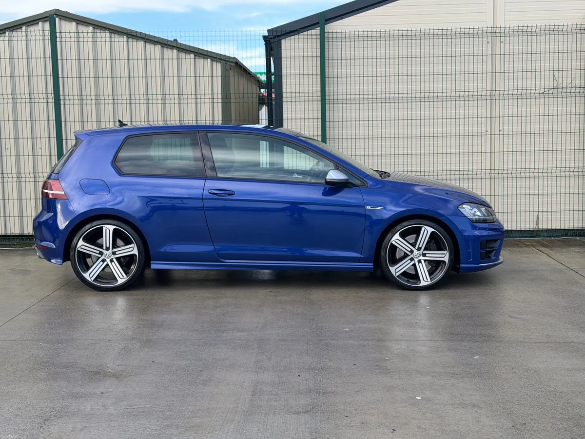 Vw  Golf R 151 Low Kms Manual - Image 3