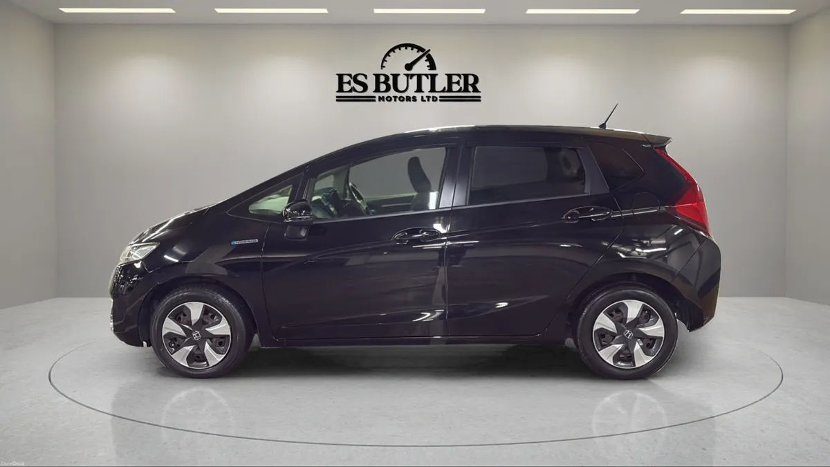 2017 Honda Fit 1.5L PETROL HYBRID 1YR WARRANTY - Image 2