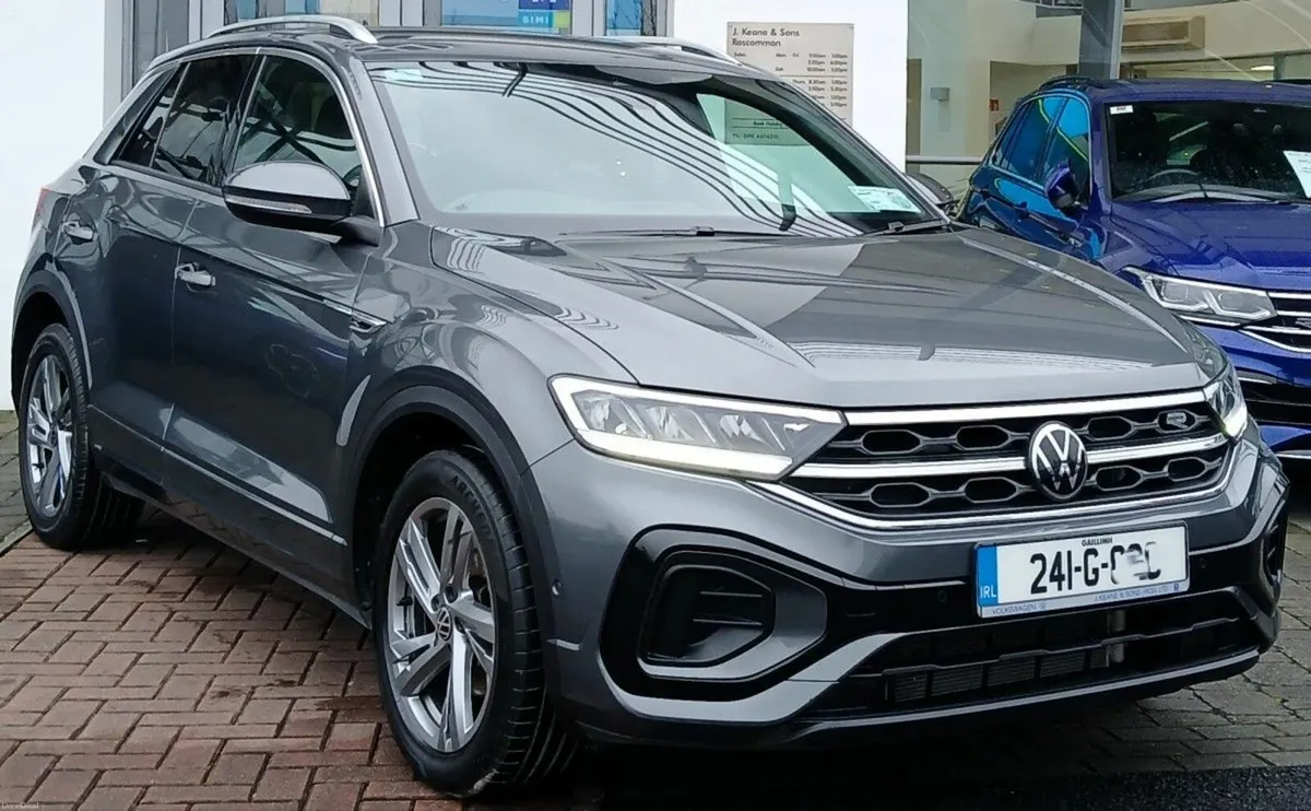 Volkswagen T-Roc R-Line 2.0 TDI M6F 116HP **REAR V - Image 1