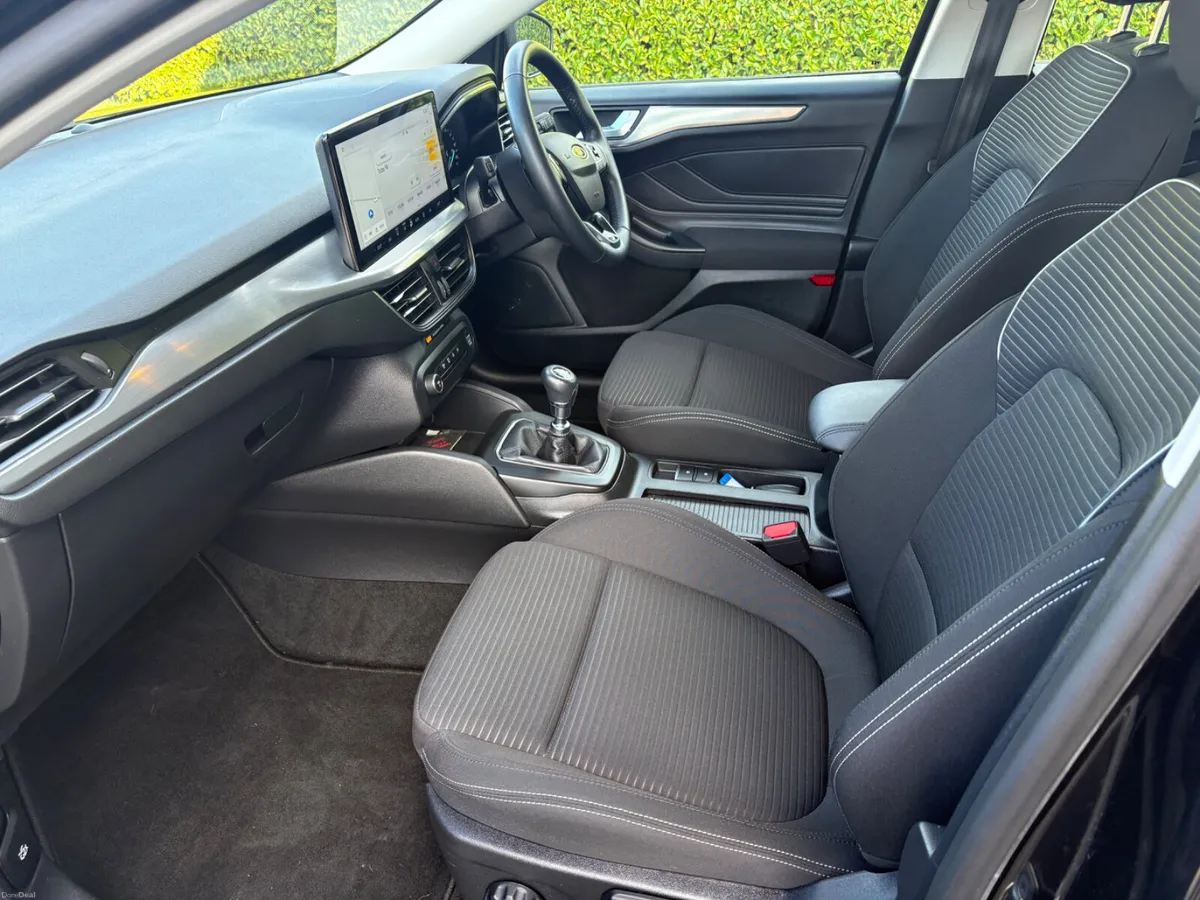 Ford Focus 2023 - Image 4