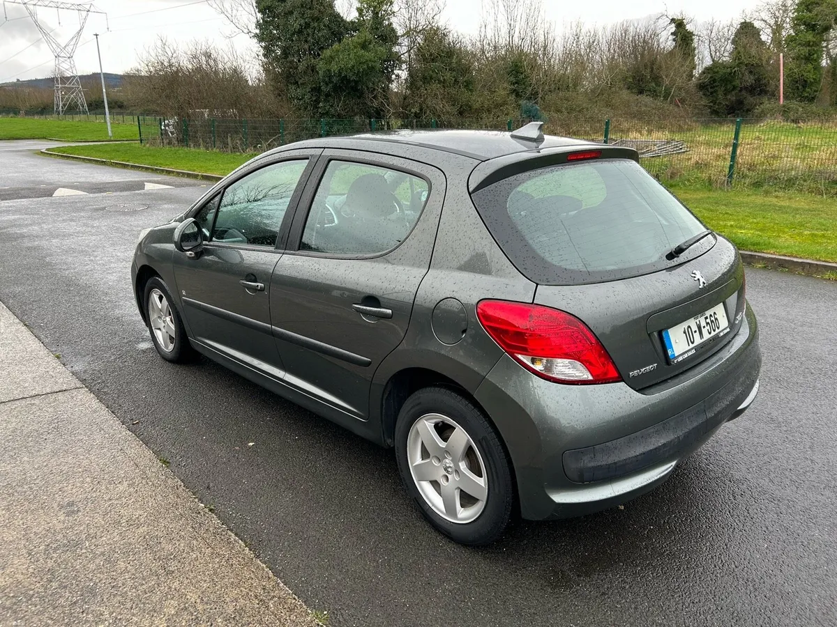 10 PEUGEOT 207 €2,750 - Image 4