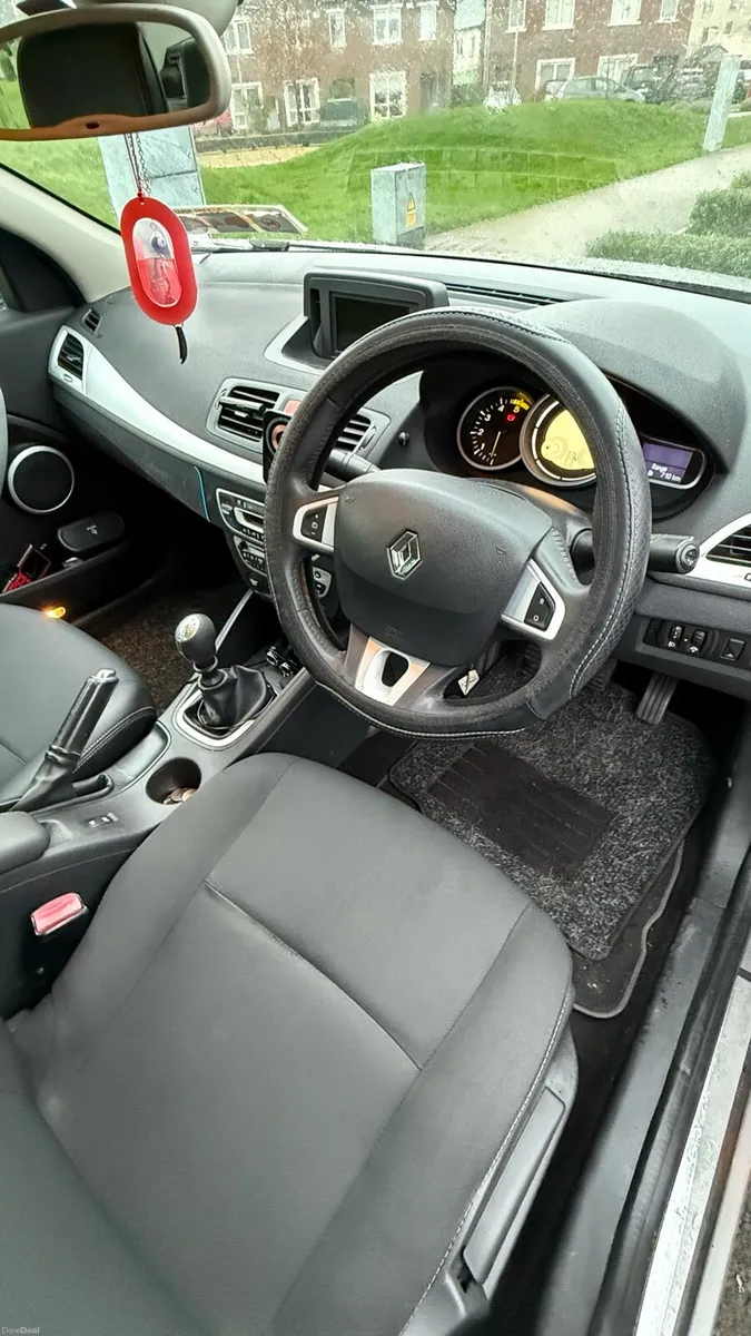 Renault Fluence 2010 NCT & Taxed - Image 4