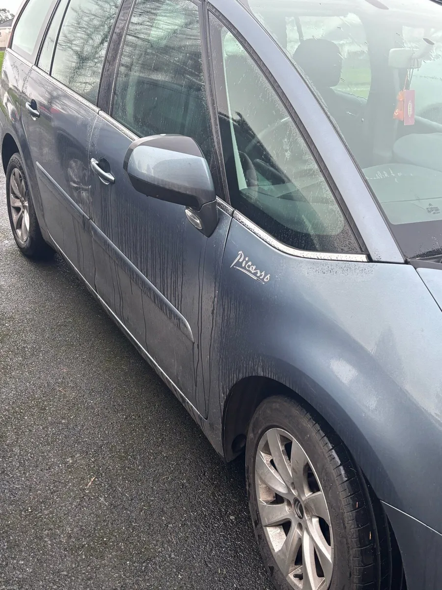 7 seater C4 - Image 3