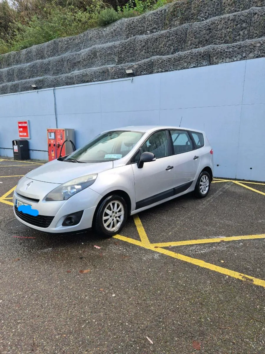 Renault grand scenic - Image 1