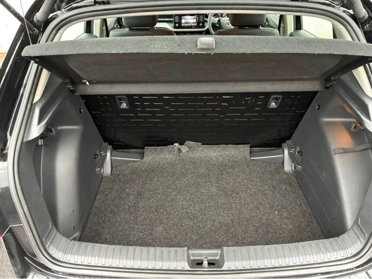 Skoda Fabia ACTIVE 1.0 MPI 65HP 5DR - Image 6