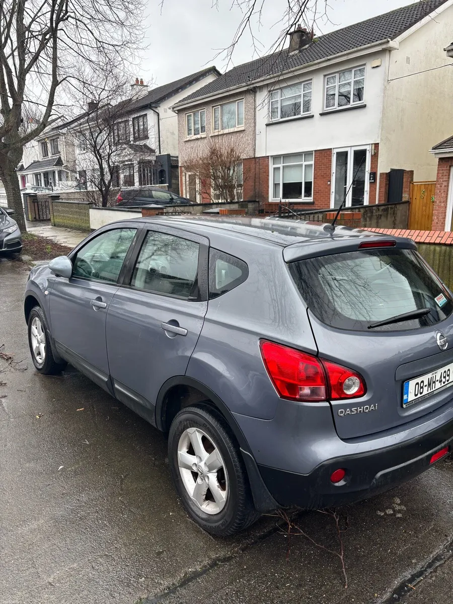 Nissan Qashqai 2008 - Image 2