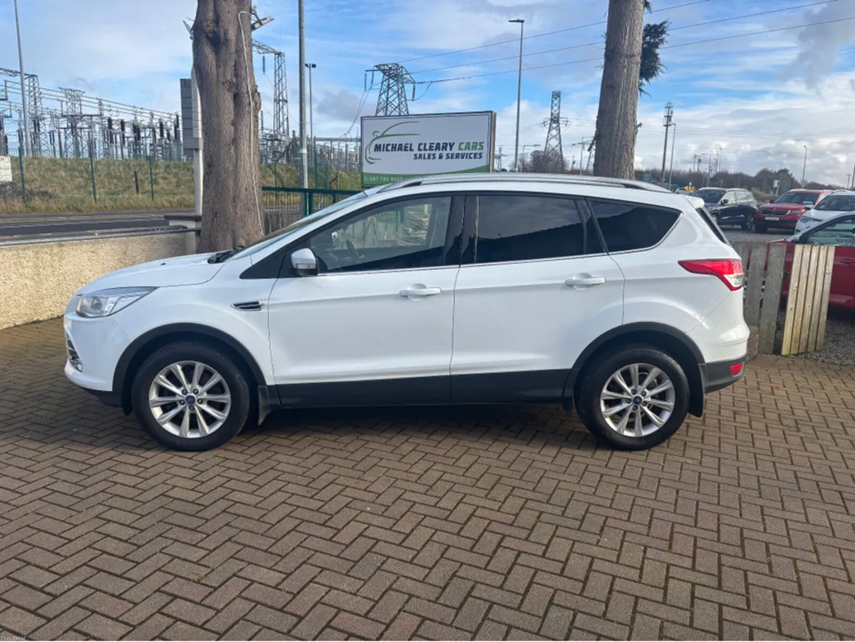 Ford Kuga C520 TITANIUM 2.0 TD 120 S6 M6 F 5DR FWD - Image 2
