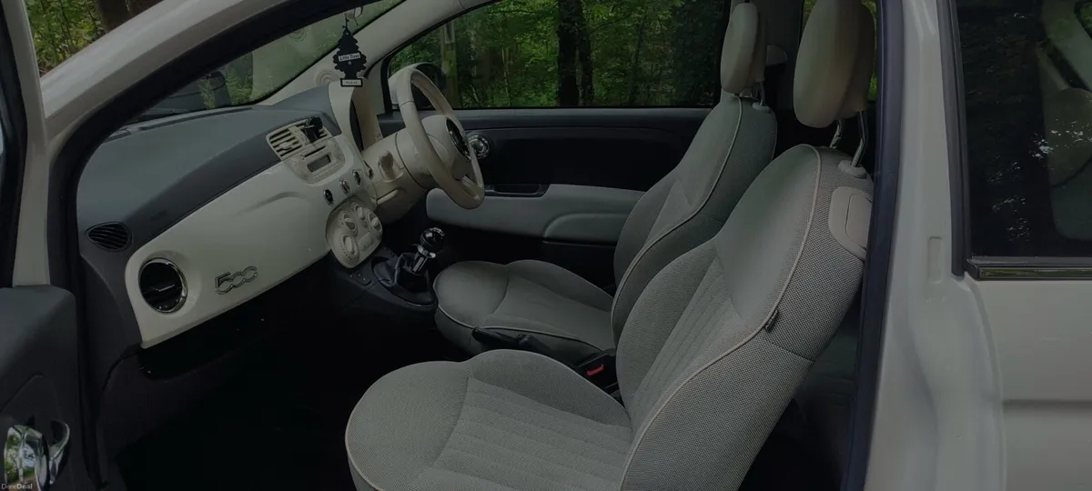 2013 Fiat 500 Luxury Trim (Panoramic Roof) - Image 3