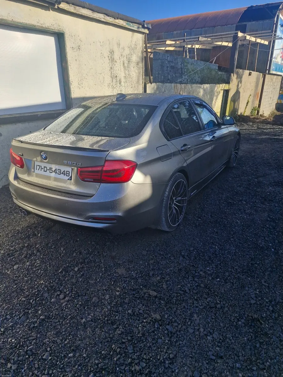 BMW 3-Series 2017 - Image 1