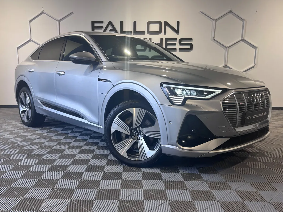 AUDI E-TRON S LINE 55 QUATTRO SPORTBACK // 222 REG - Image 2