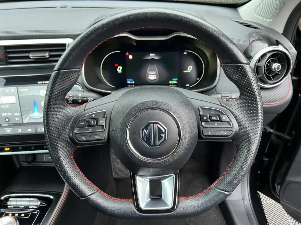 MG ZS EV // LOW MILEAGE // APPLE CARPLAY/ANDROID A - Image 4