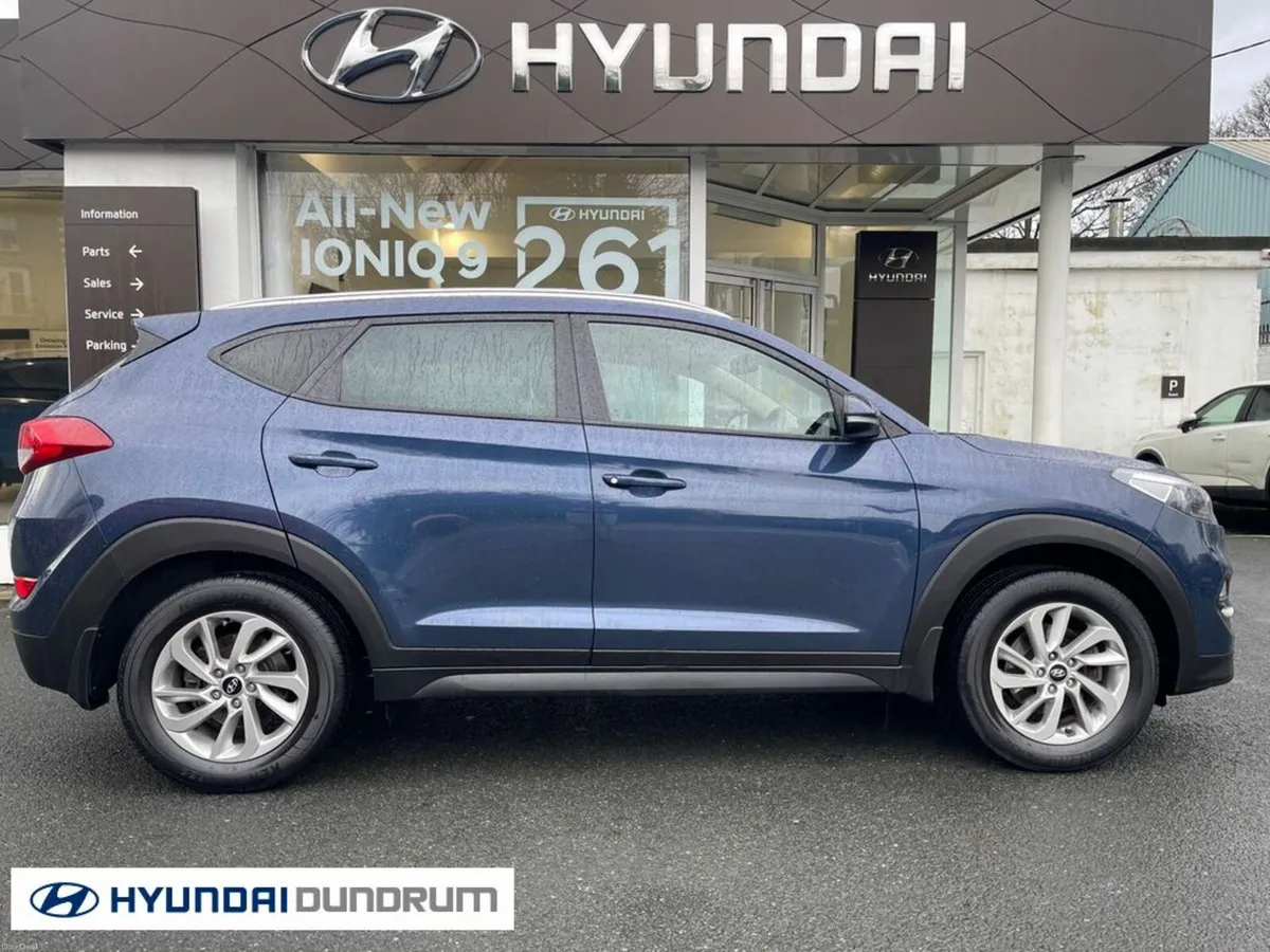 Hyundai Tucson ix35 1.7 Executive 5DR - Image 3