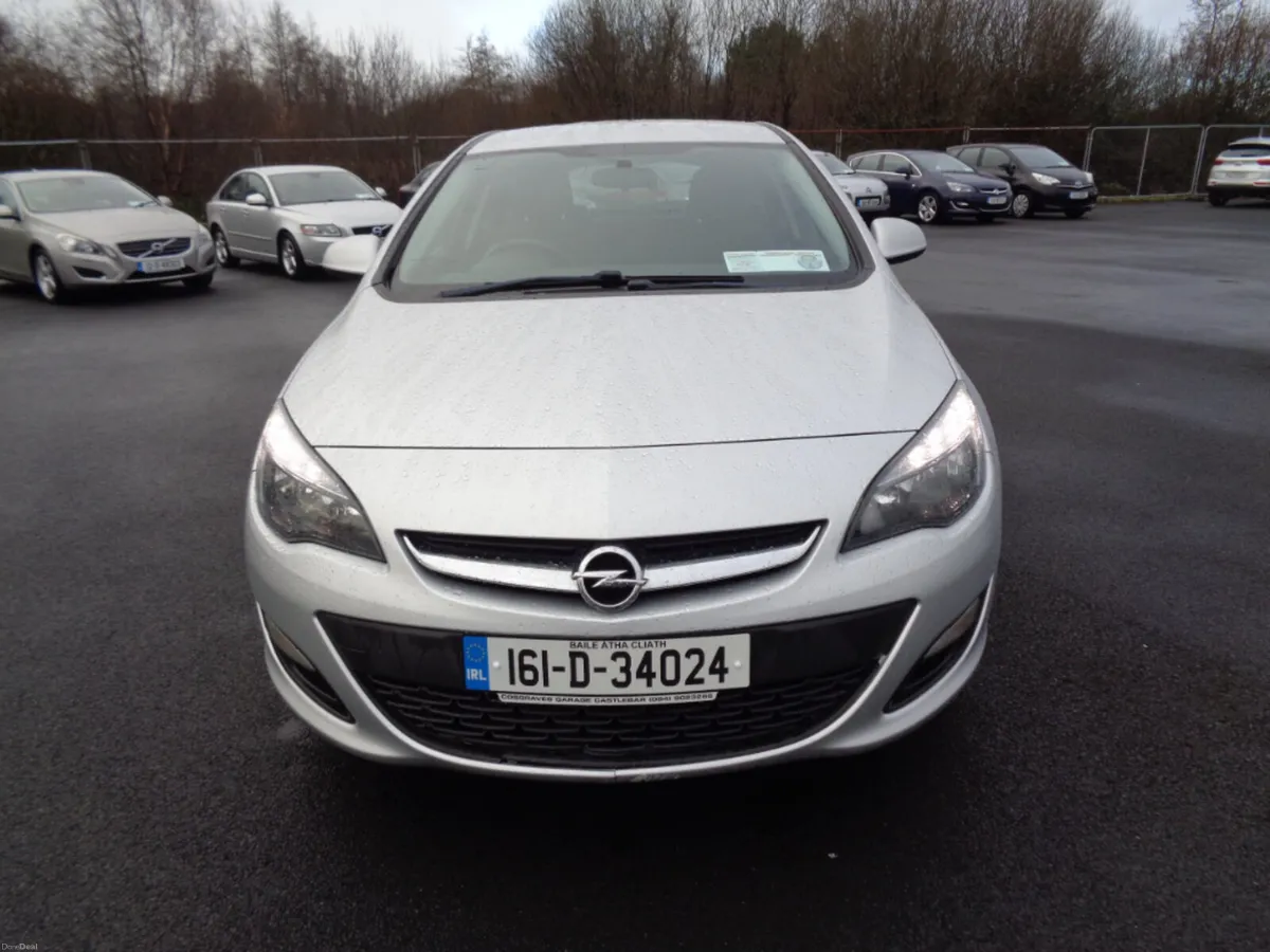 Opel Astra Excite 1.6cdti 110PS ECO 5DR - Image 1