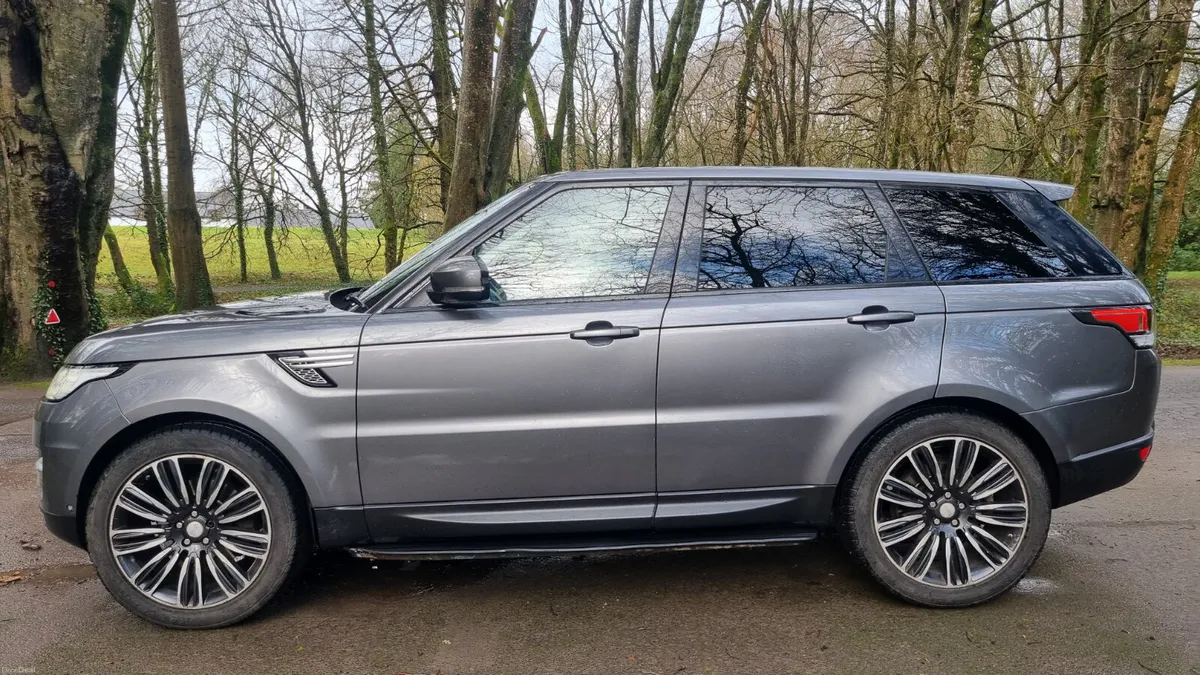 151 Range Rover Sport 3.0 Hse - Image 2