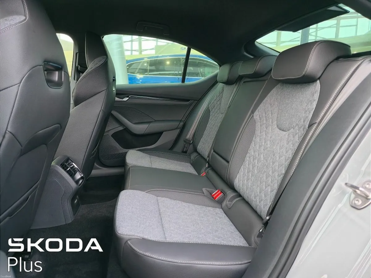 Skoda Octavia Sportline 2.0TDI 150HP DSG - Image 6