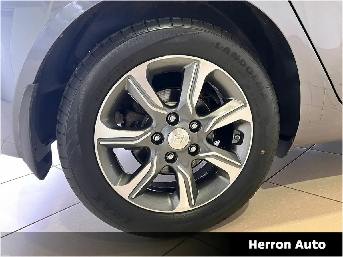 Hyundai ix20 High Spec - Image 3