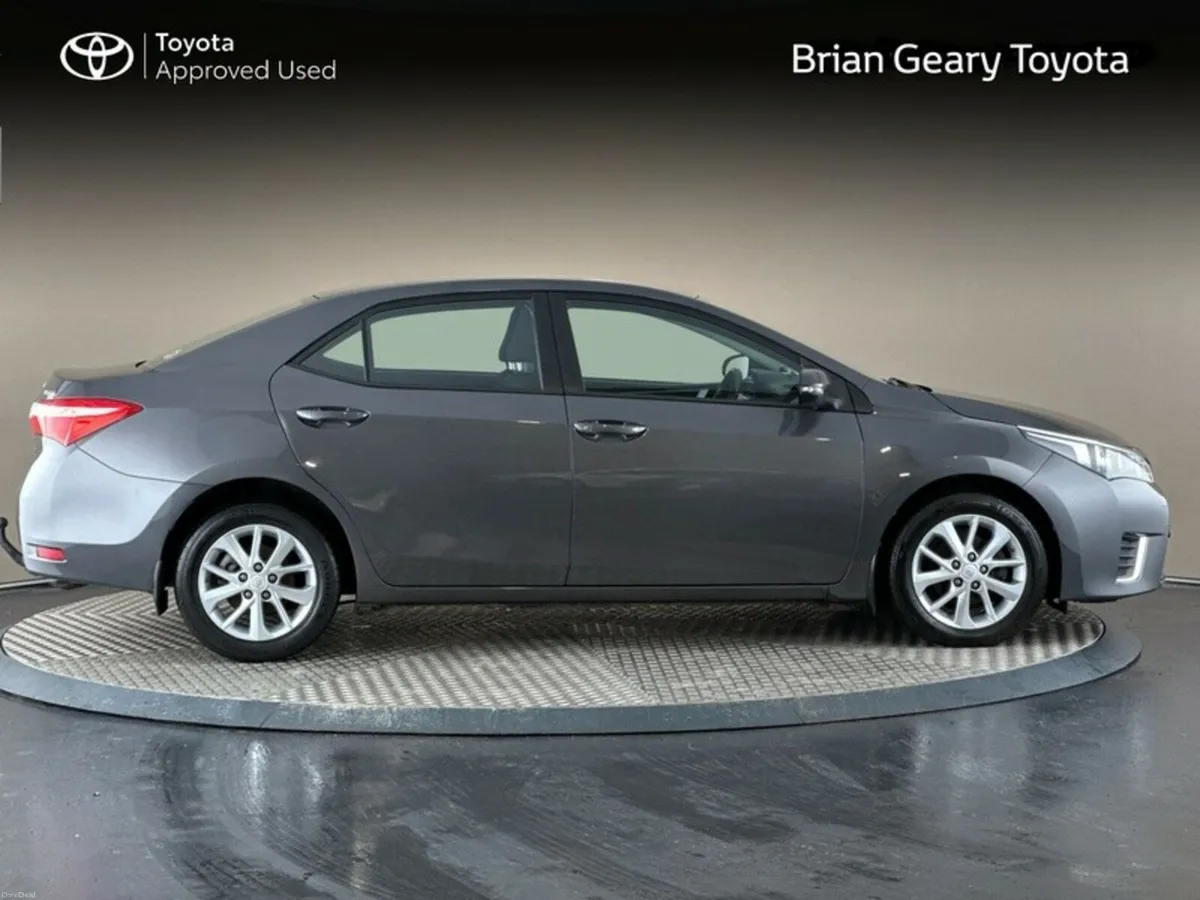Toyota Corolla 1.4 D-4D AURA - Image 3