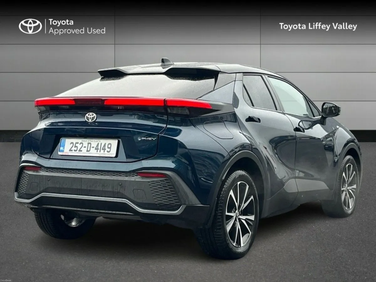 Toyota C-HR C-HR PHEV SPORT+ - Image 2