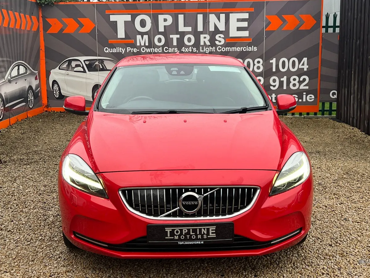 ///VOLVO V40 2.0 DIESEL//HUGE SPEC//AUTO// - Image 3