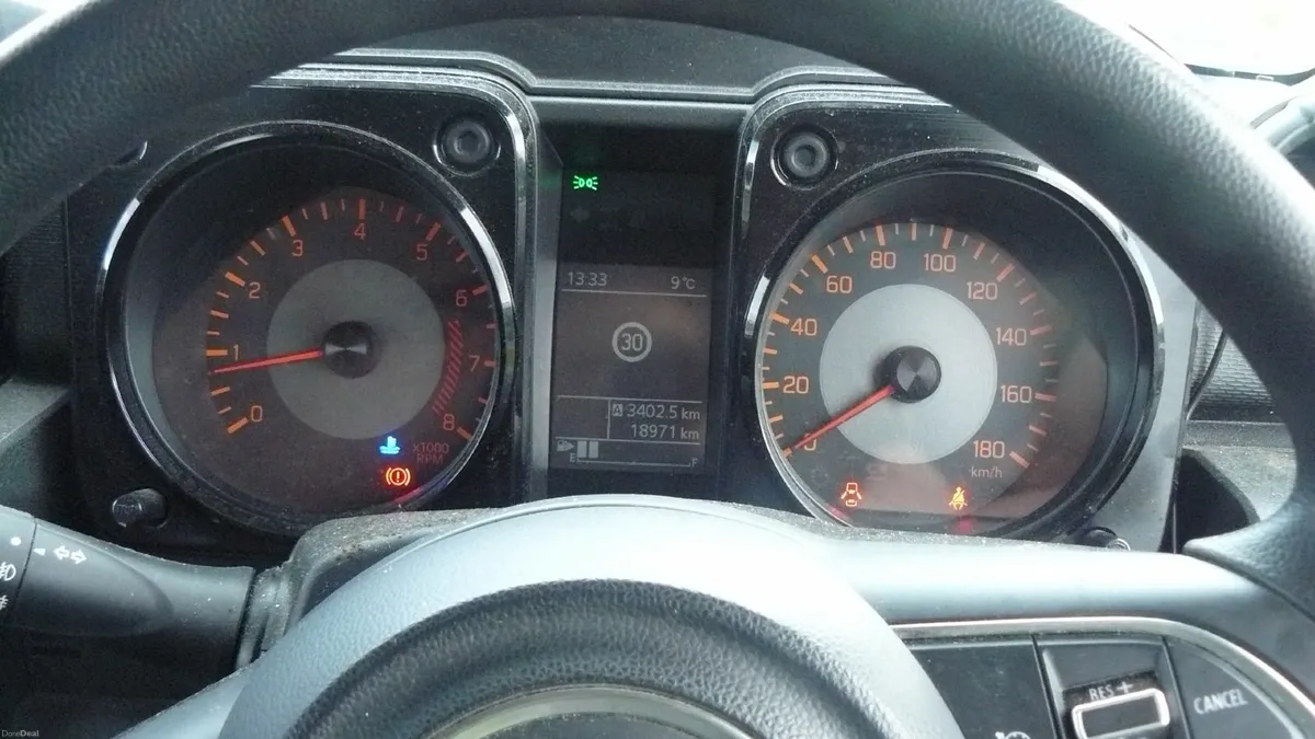 Suzuki Jimny 2024 - Image 4