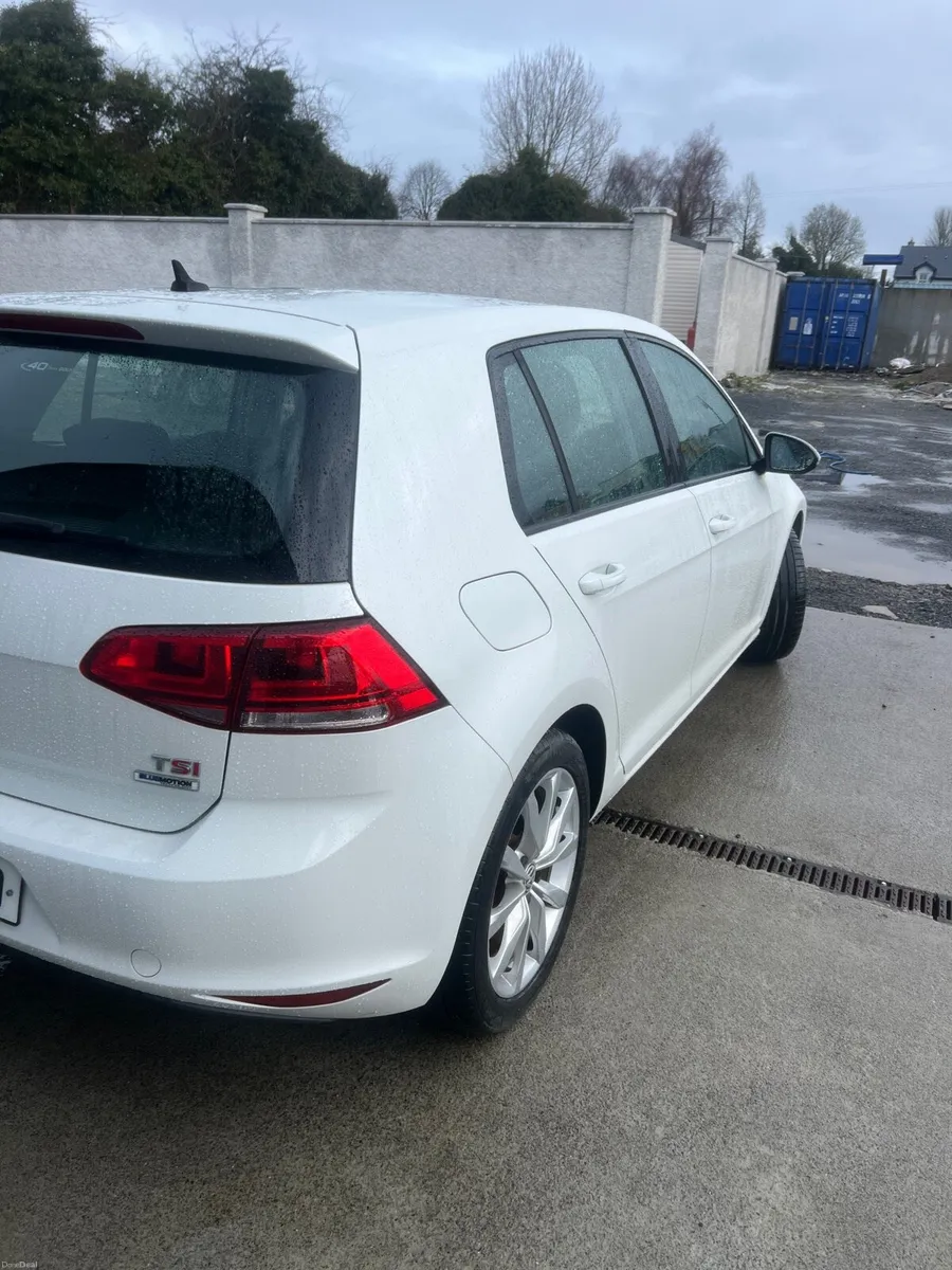 Volkswagen Golf 1.4 TSI Highline Auto - Image 4