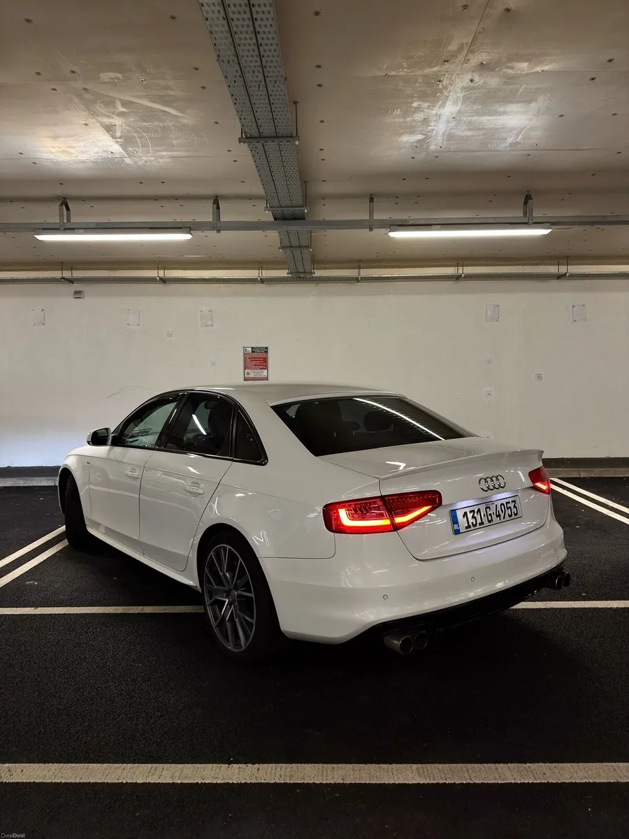 Audi A4 b8.5 S line - Image 2