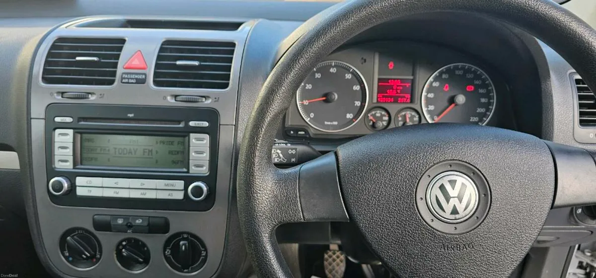 Volkswagen Golf - Image 2