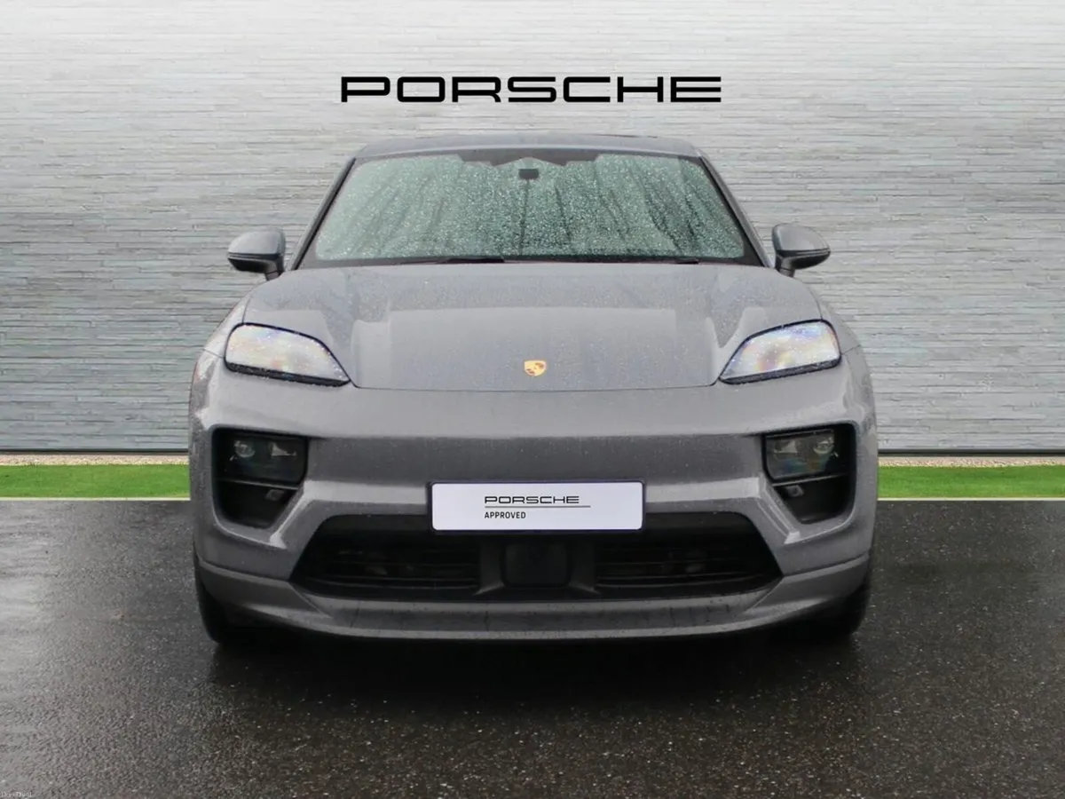 Porsche Macan Electric - Image 6