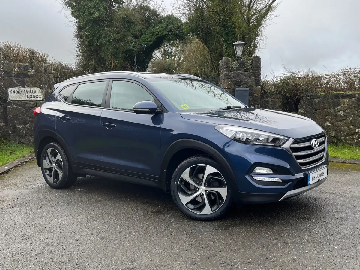 Hyundai Tucson 1.7 D Executive SE - Image 3