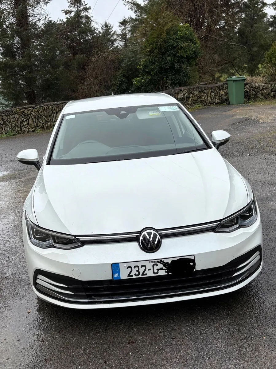Volkswagen Golf 2023 - Image 3