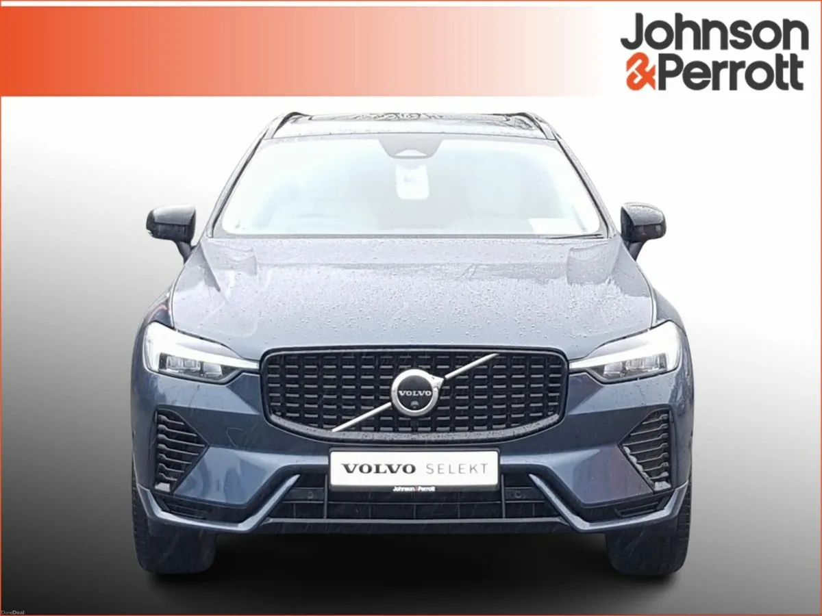 Volvo XC60 T6 350hp AWD PHEV Plus Dark (Two Year V - Image 4