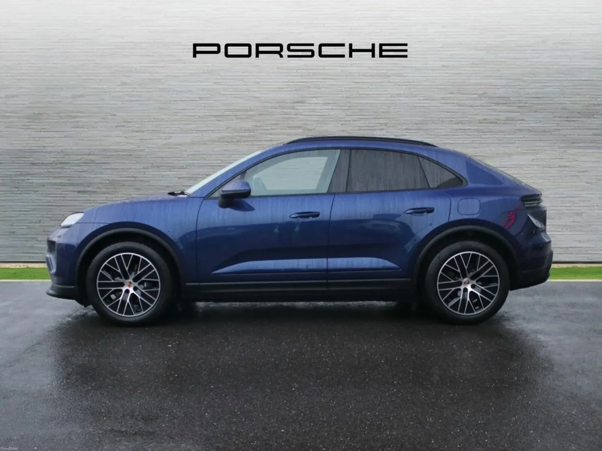 Porsche Macan Electric - Image 4