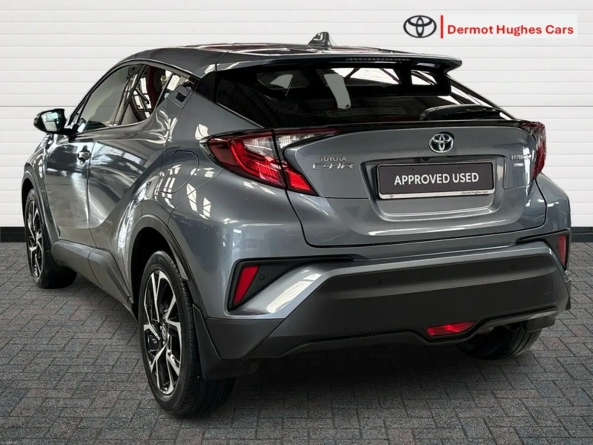 Toyota C-HR 1.8 HYBRID SPORT 4DR AUTO - Image 2