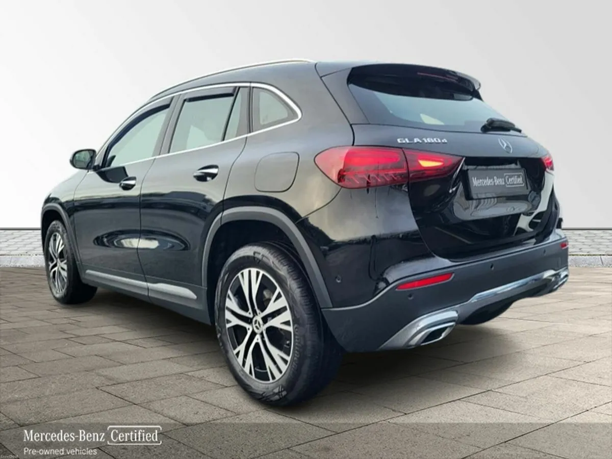 Mercedes-Benz GLA GLA180d Progressive Plus Auto ** - Image 3
