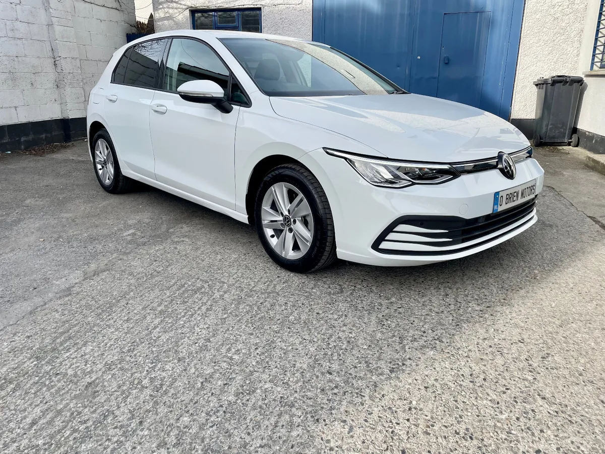 Volkswagen Golf Life 2.0TDI Diesel 115BHP Man,2023 - Image 2