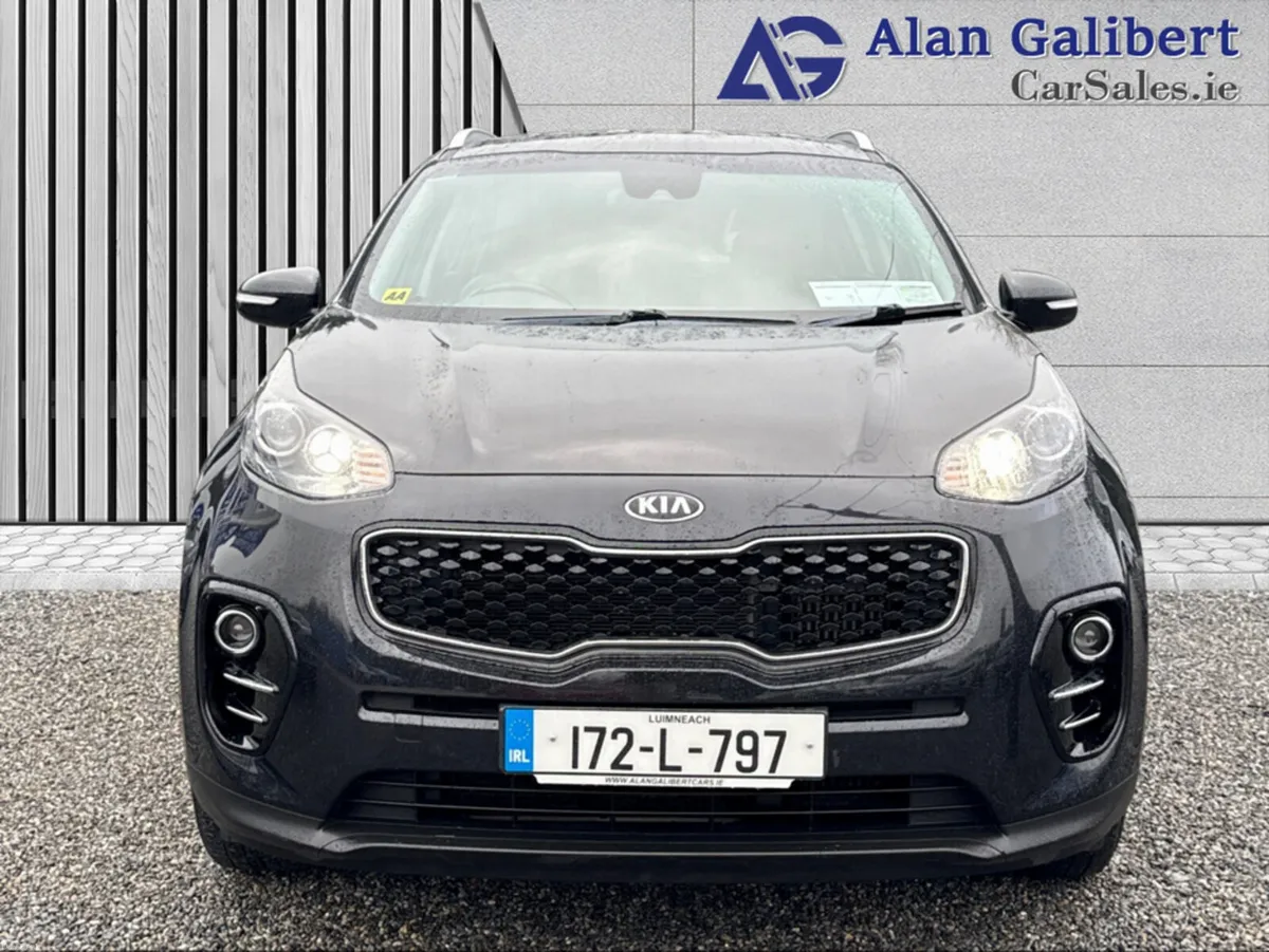 Kia Sportage 1.7 PLATINUM Top Spec - Image 4