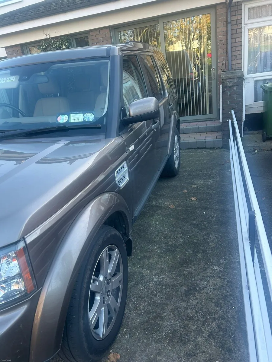 Land Rover Discovery - Image 4