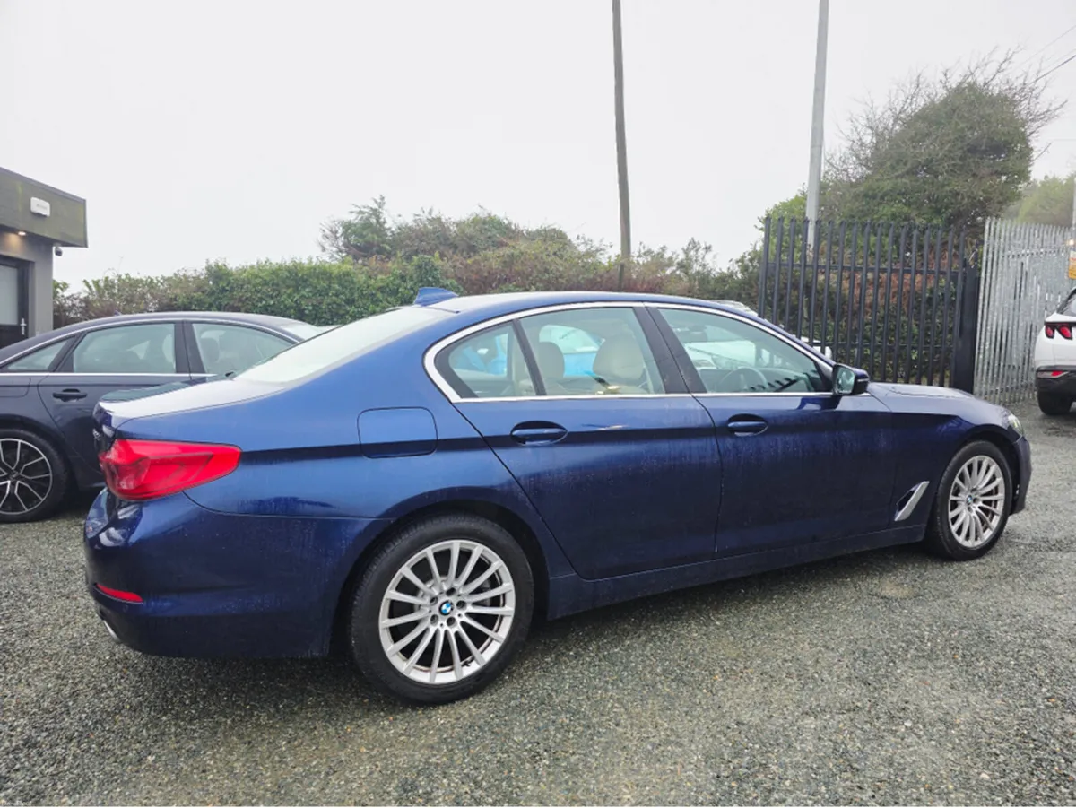 BMW 5-Series D JF32 4DR AUTO SE - Image 4