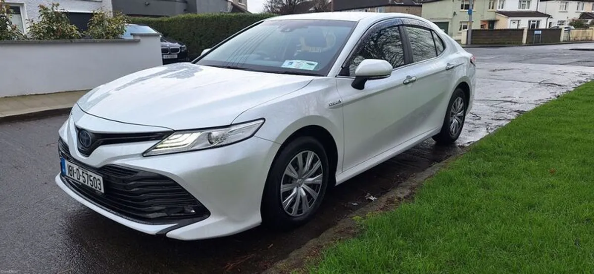 2018 Toyota Camry - Image 2