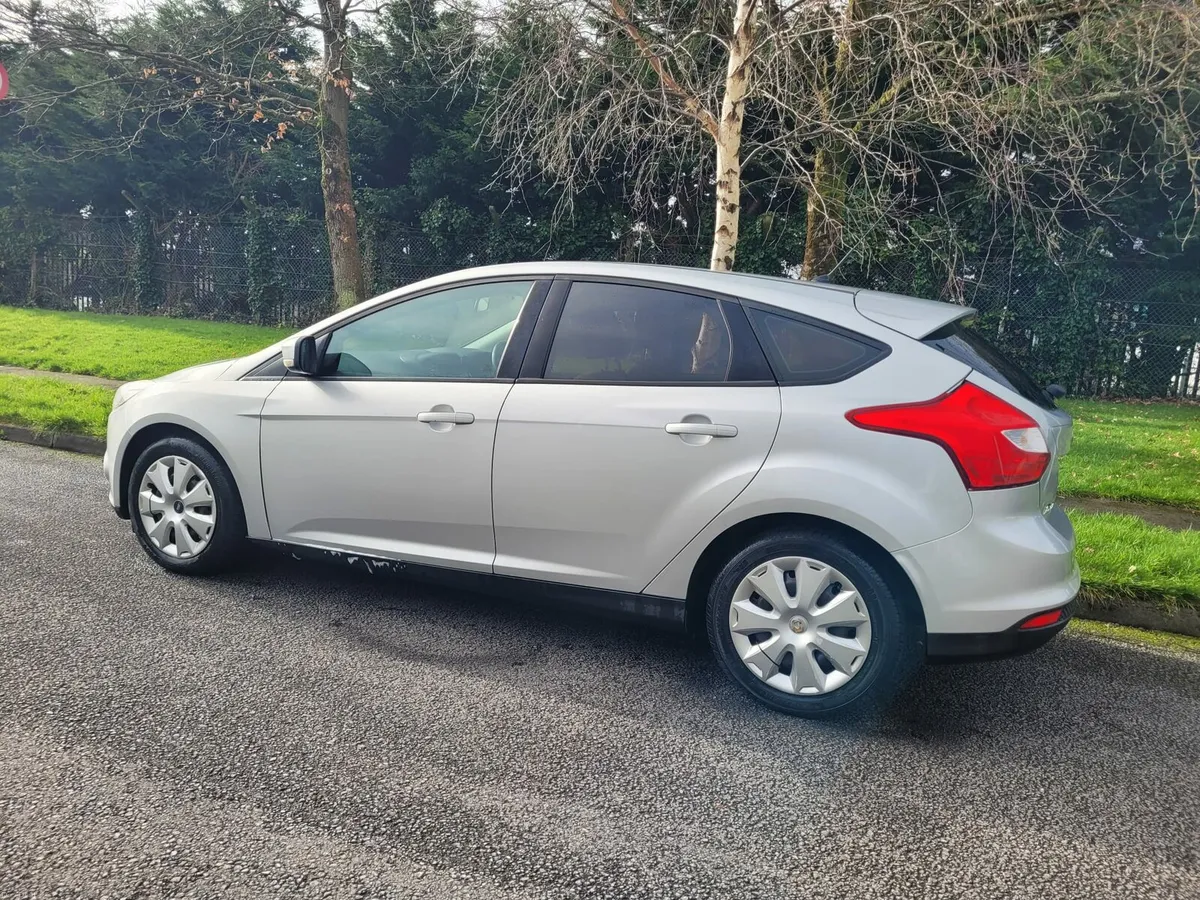 SPOTLESS 2011 FORD FOCUS NEW SHAPE NCT/TAXED. - Image 2
