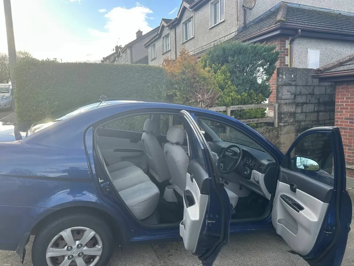 Hyundai Accent 2008 - Image 4